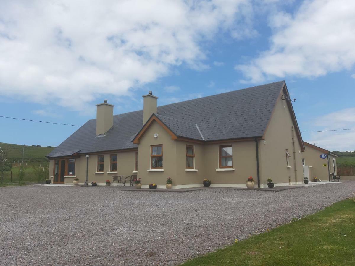 A New U Country Cottage Clynacartan Exterior foto
